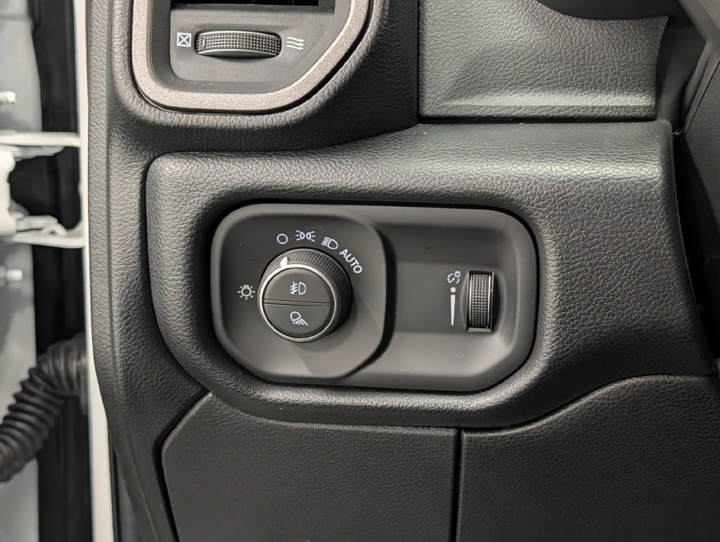Used 2026 RAM 2500 Warlock AWD/4WD image 24