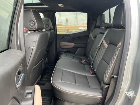 New 2026 GMC Canyon Denali image 23