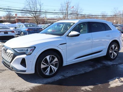 Used 2024 Audi Q8 e-tron Premium Plus w/ Premium Plus Package