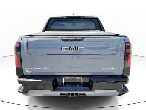 New 2025 GMC Sierra EV Denali image 5