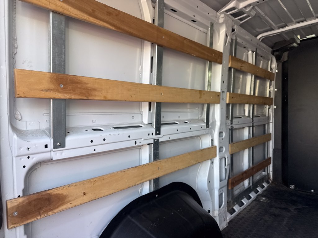 Used 2025 RAM ProMaster 2500 w/ U-Haul Equipment Group FWD image 17