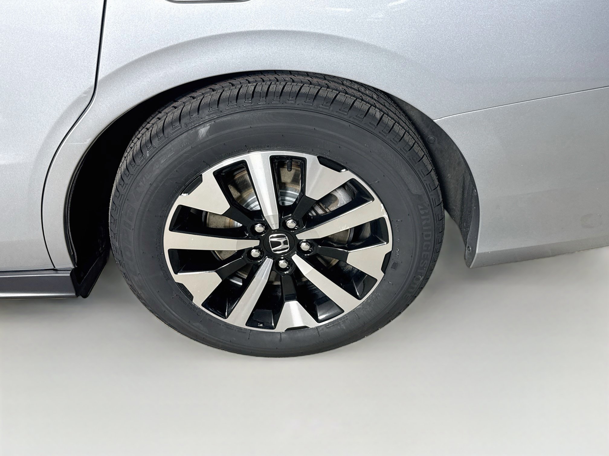 Certified 2025 Honda Odyssey EX-L image 39