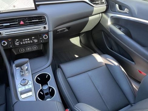 New 2026 Genesis G70 2.5T image 21