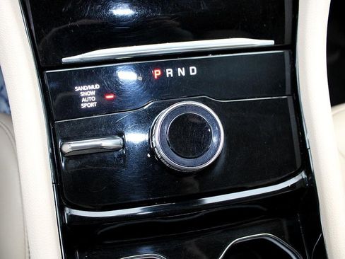 Used 2021 Jeep Grand Cherokee L Limited image 8