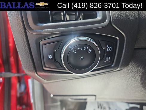Used 2012 Ford Focus SE FWD image 16