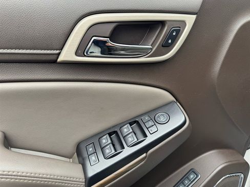 Used 2018 GMC Yukon XL Denali w/ Denali Ultimate Package image 14