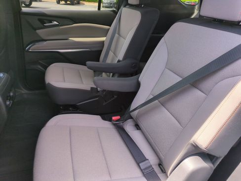 Certified 2024 Chevrolet Traverse LT FWD image 29