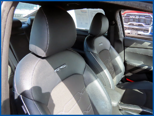 Used 2023 Kia Forte GT-Line FWD image 9