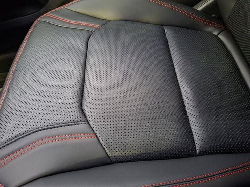 Used 2025 Ford Mustang Mach-E Premium w/ Sport Appearance Package image 26