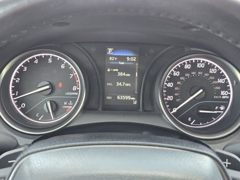 Used 2024 Toyota Camry SE FWD image 13