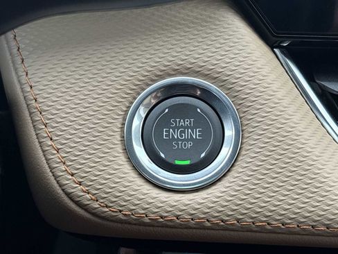New 2026 Chevrolet Equinox ACTIV FWD image 17
