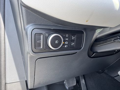 Certified 2026 Ford Explorer Active w/ Active Comfort Package RWD image 38