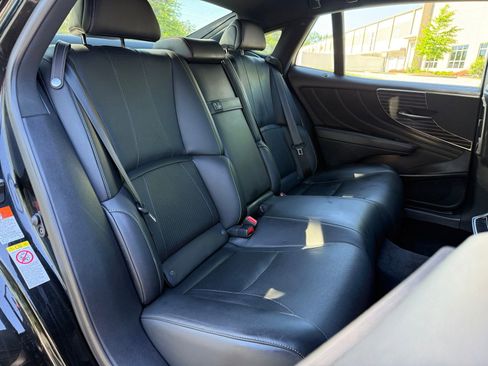 Used 2018 Lexus LS 500 AWD w/ Accessory Package (Z2) image 43