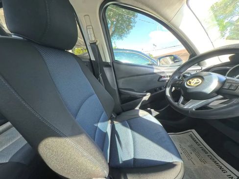 Used 2018 Toyota Yaris iA FWD image 27