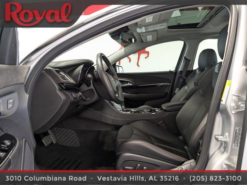 Used 2016 Chevrolet SS RWD image 15