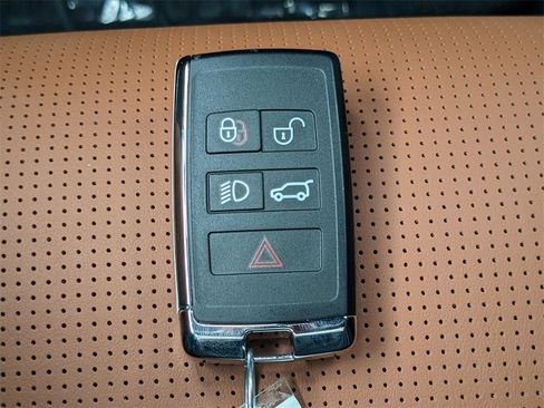 New 2026 Jaguar F-PACE R-Dynamic S image 27