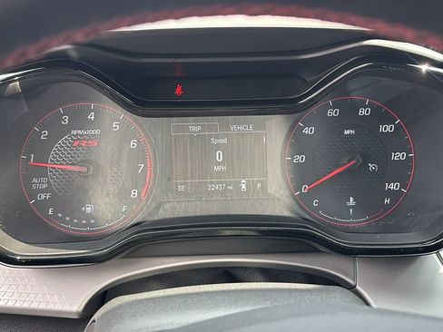 Used 2024 Chevrolet Trax RS FWD image 16