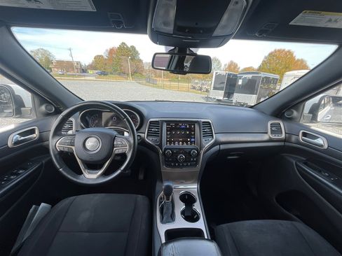 Used 2016 Jeep Grand Cherokee Laredo w/ Quick Order Package 23E image 22