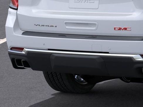 New 2026 GMC Yukon XL Denali AWD/4WD image 14