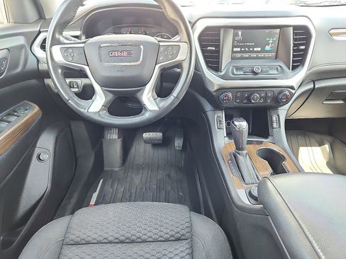 Used 2019 GMC Acadia SLE image 10