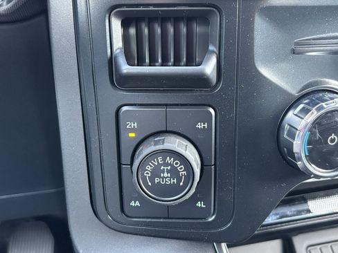 New 2025 Ford F150 Lariat w/ Equipment Group 502A High image 17