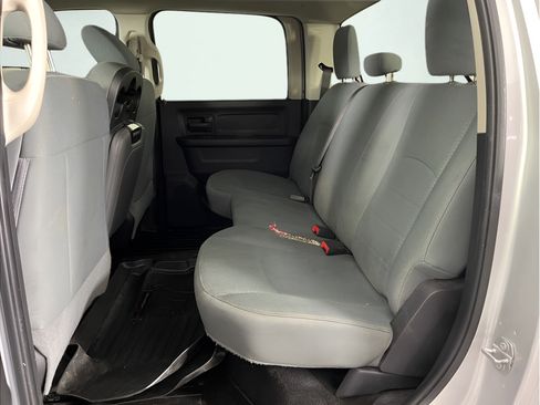 Used 2018 RAM 2500 Tradesman w/ Chrome Appearance Group AWD/4WD image 12