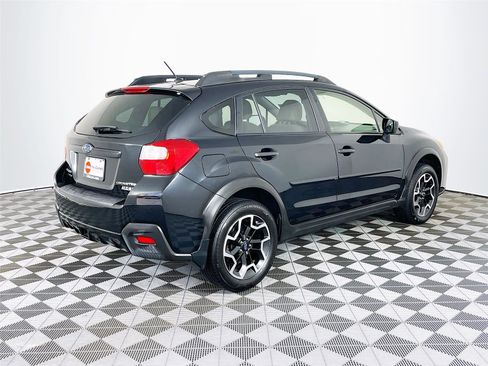 Used 2016 Subaru Crosstrek 2.0i Premium image 9