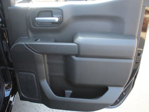 Used 2020 Chevrolet Silverado 1500 Custom Trail Boss w/ Custom Convenience Package image 26