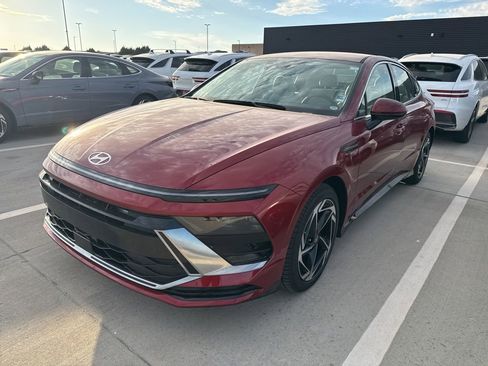 New 2026 Hyundai Sonata SEL image 1