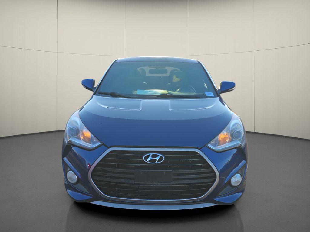 Used 2017 Hyundai Veloster Turbo FWD image 2