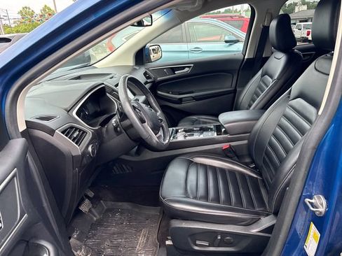 Used 2020 Ford Edge SEL w/ Cold Weather Package AWD/4WD image 7