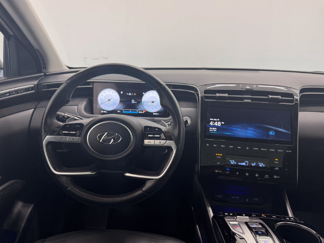 Used 2023 Hyundai Tucson Limited FWD image 3
