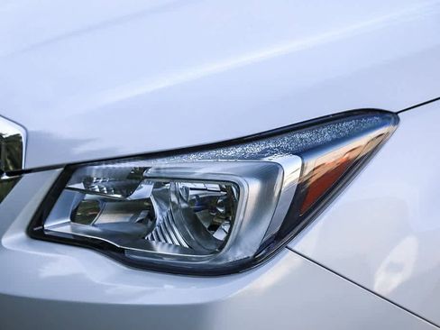 Used 2017 Subaru Forester 2.5i Premium w/ All-Weather Package image 7