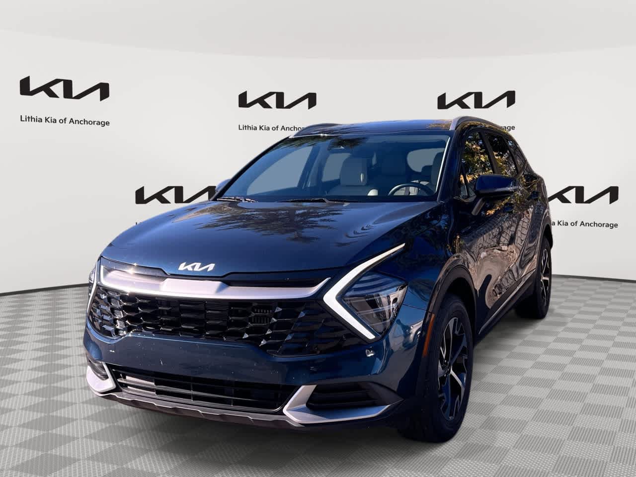 Certified 2025 Kia Sportage EX AWD/4WD image 1