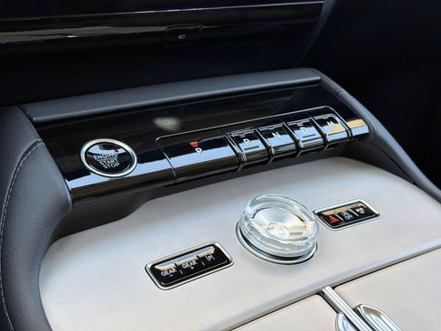 New 2027 Lincoln Navigator Premiere AWD/4WD image 29