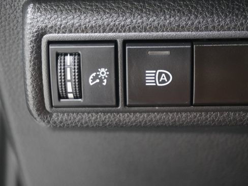 Used 2023 Toyota Corolla LE image 20