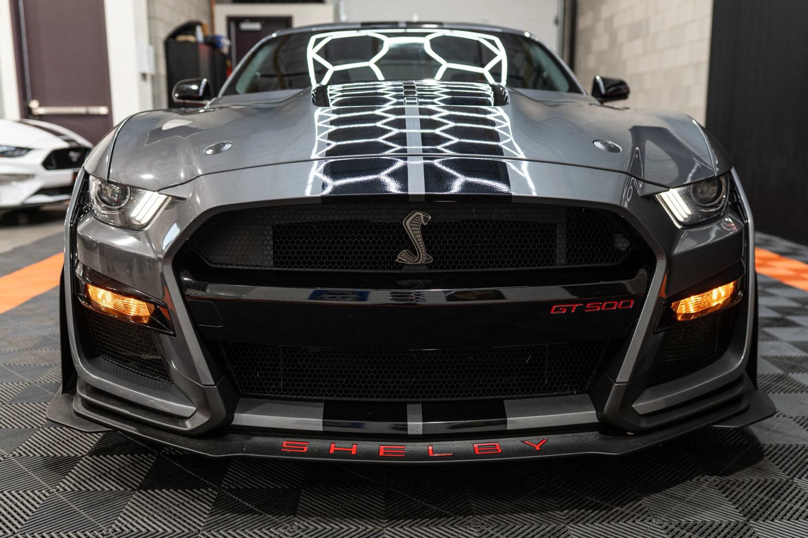 Used 2021 Ford Mustang Shelby GT500 w/ Technology Package RWD image 5