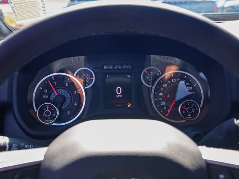 New 2026 RAM 2500 Big Horn AWD/4WD image 27