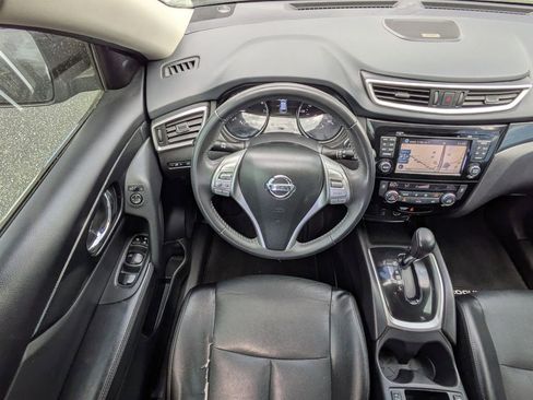 Used 2016 Nissan Rogue SL w/ SL Premium Package image 16