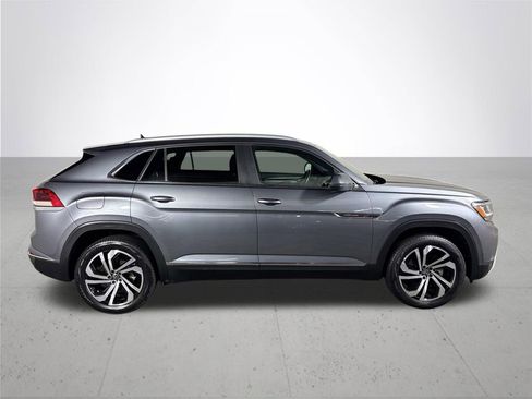 Used 2022 Volkswagen Atlas Cross Sport SEL AWD/4WD image 6