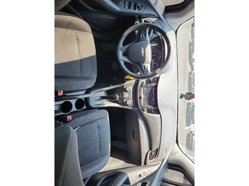 Used 2020 Chevrolet Trax LS w/ Tint and Cruise Package AWD/4WD image 13
