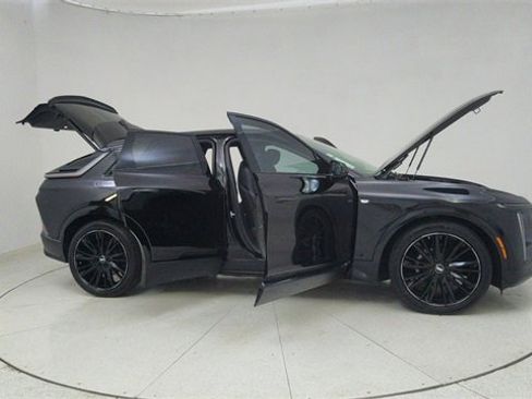 Used 2025 Cadillac Lyriq Sport image 73
