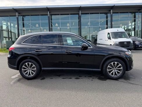 Used 2026 Mercedes-Benz GLC 300 4MATIC image 8