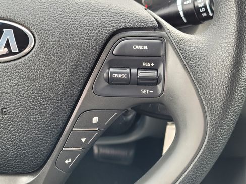 Used 2018 Kia Forte LX w/ LX Popular Package FWD image 11