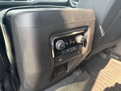 Used 2021 Chevrolet Tahoe LS AWD/4WD image 25