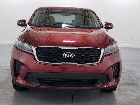 Used 2019 Kia Sorento LX image 3