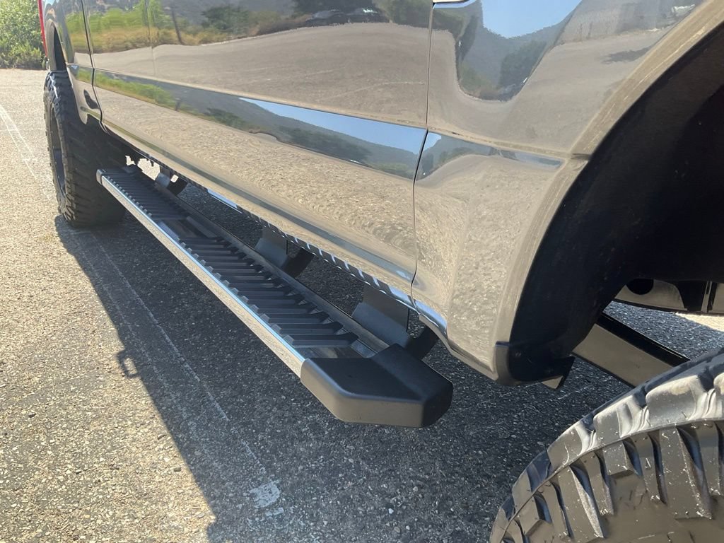 Used 2019 Ford F350 Lariat w/ Lariat Value Package AWD/4WD image 18