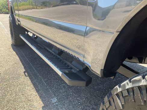 Used 2019 Ford F350 Lariat w/ Lariat Value Package AWD/4WD image 18