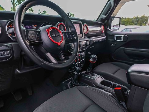 Used 2022 Jeep Wrangler Unlimited Sport AWD/4WD image 7