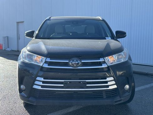Used 2018 Toyota Highlander XLE image 7